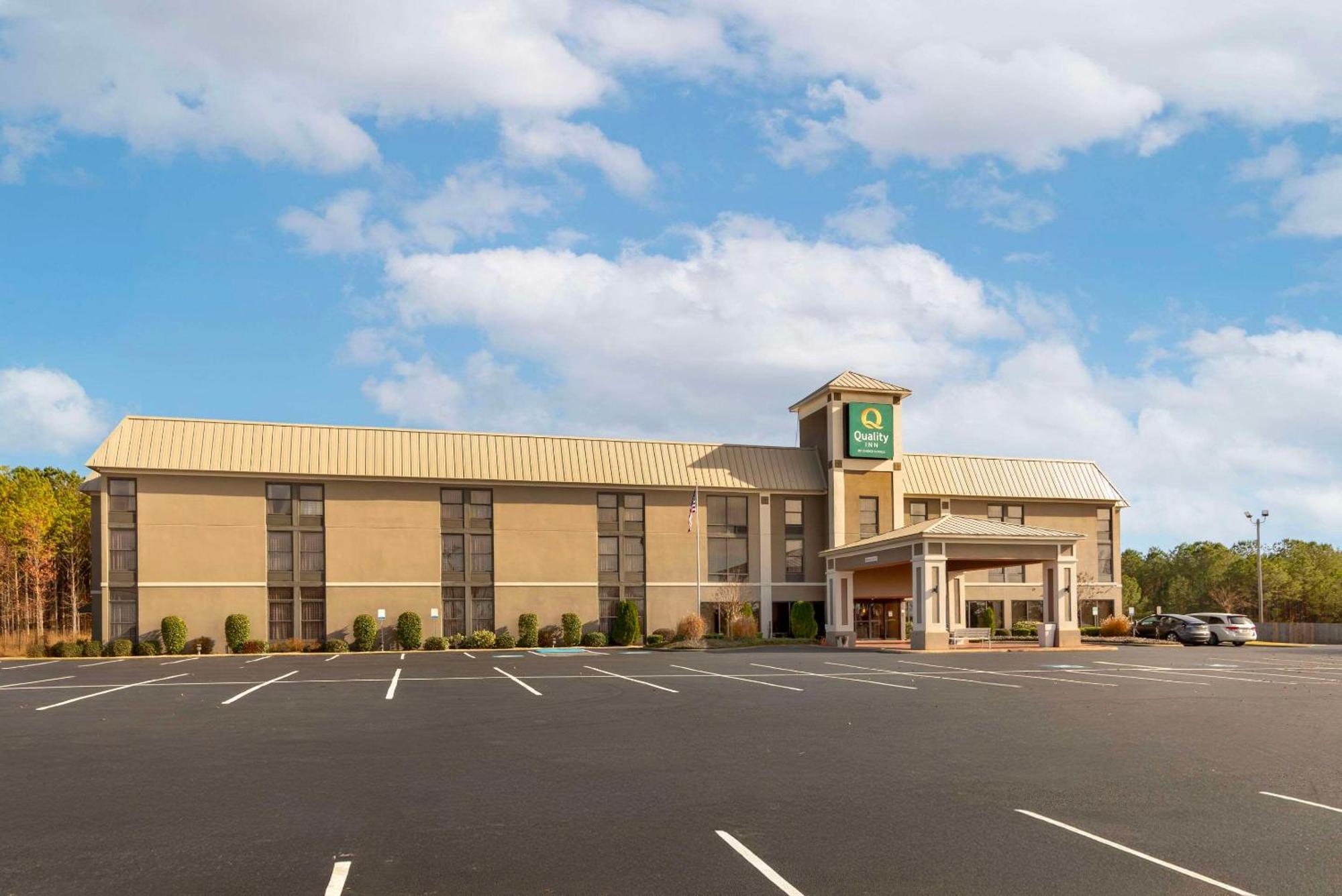 Quality Inn Valley - West Point Exterior photo