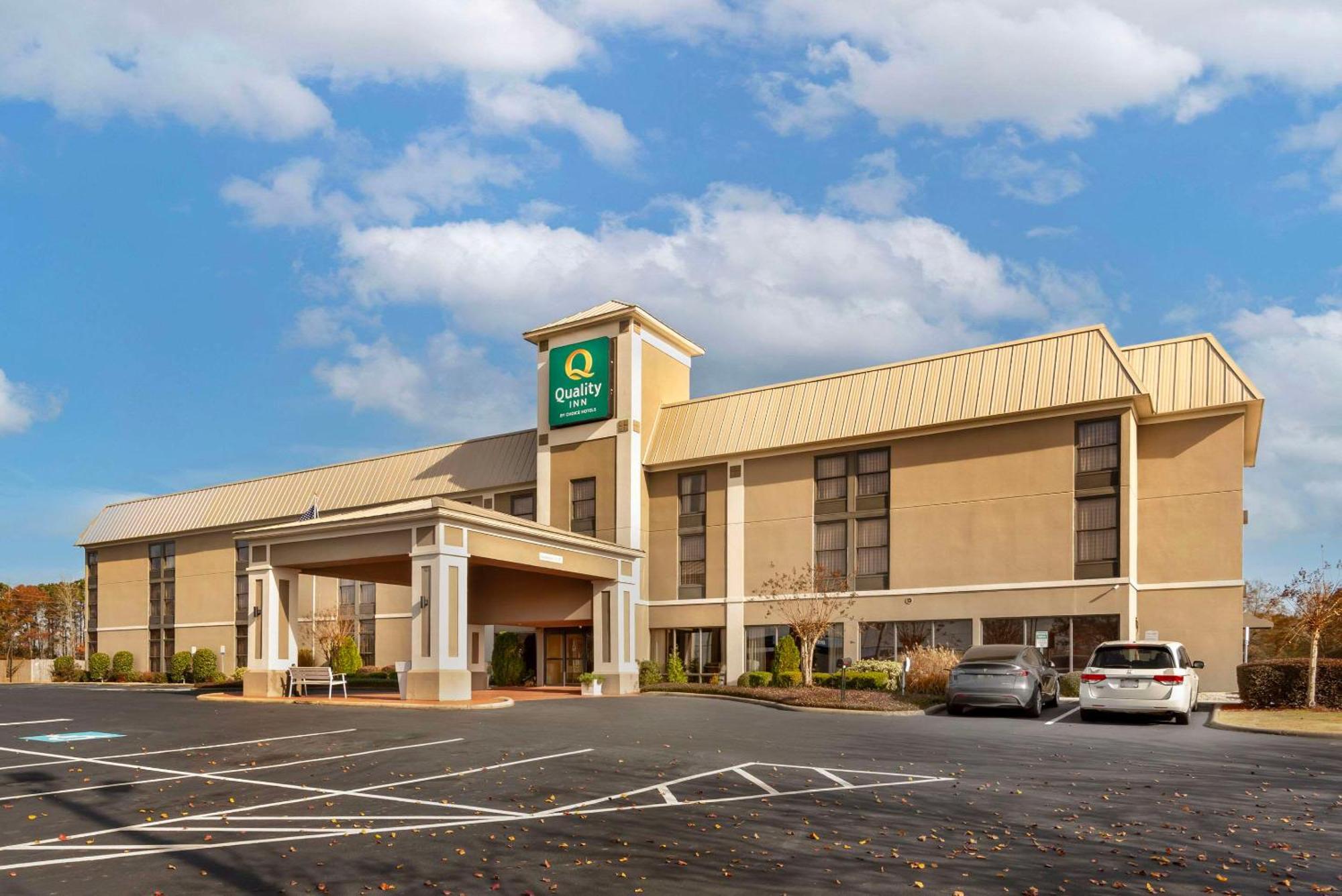 Quality Inn Valley - West Point Exterior photo